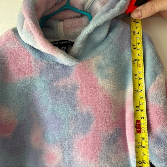 Calvin Klein Jeans Girls Hoodie M (7/8) Tie Dye Plush Fleece Pullover Pastel - Picture 7 of 14